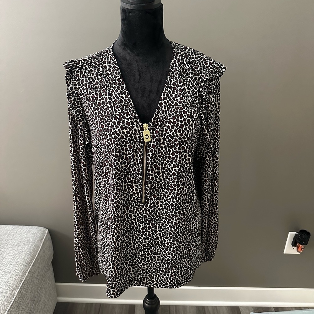 Michael Kors Black and White Patterned Blouse

#4